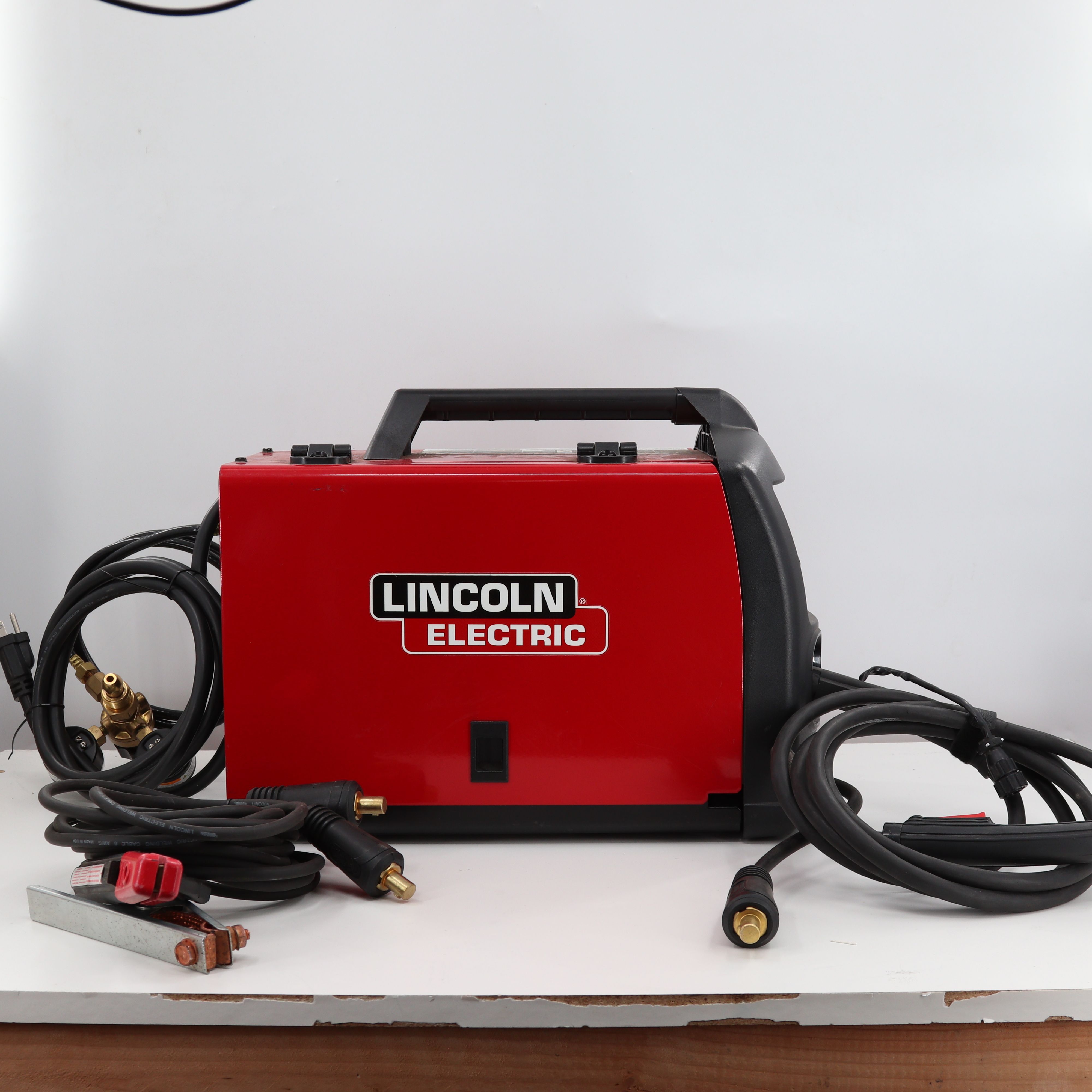 LINCOLN ELECTRIC K3461-1 Multiprocess Welder 55EL84