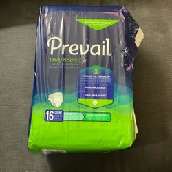 Prevail Daily Briefs Maxsorb Gel Technology Adults