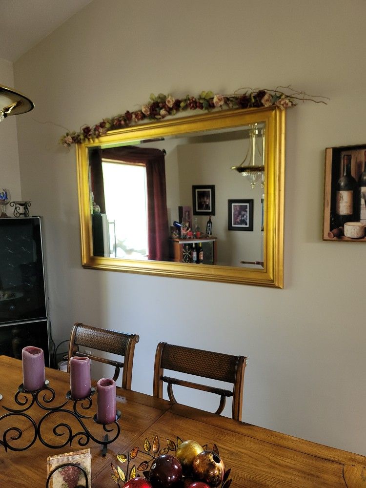 6' × 3' Wall Mirror With Hold Frame