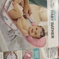 Deluxe Baby Bather