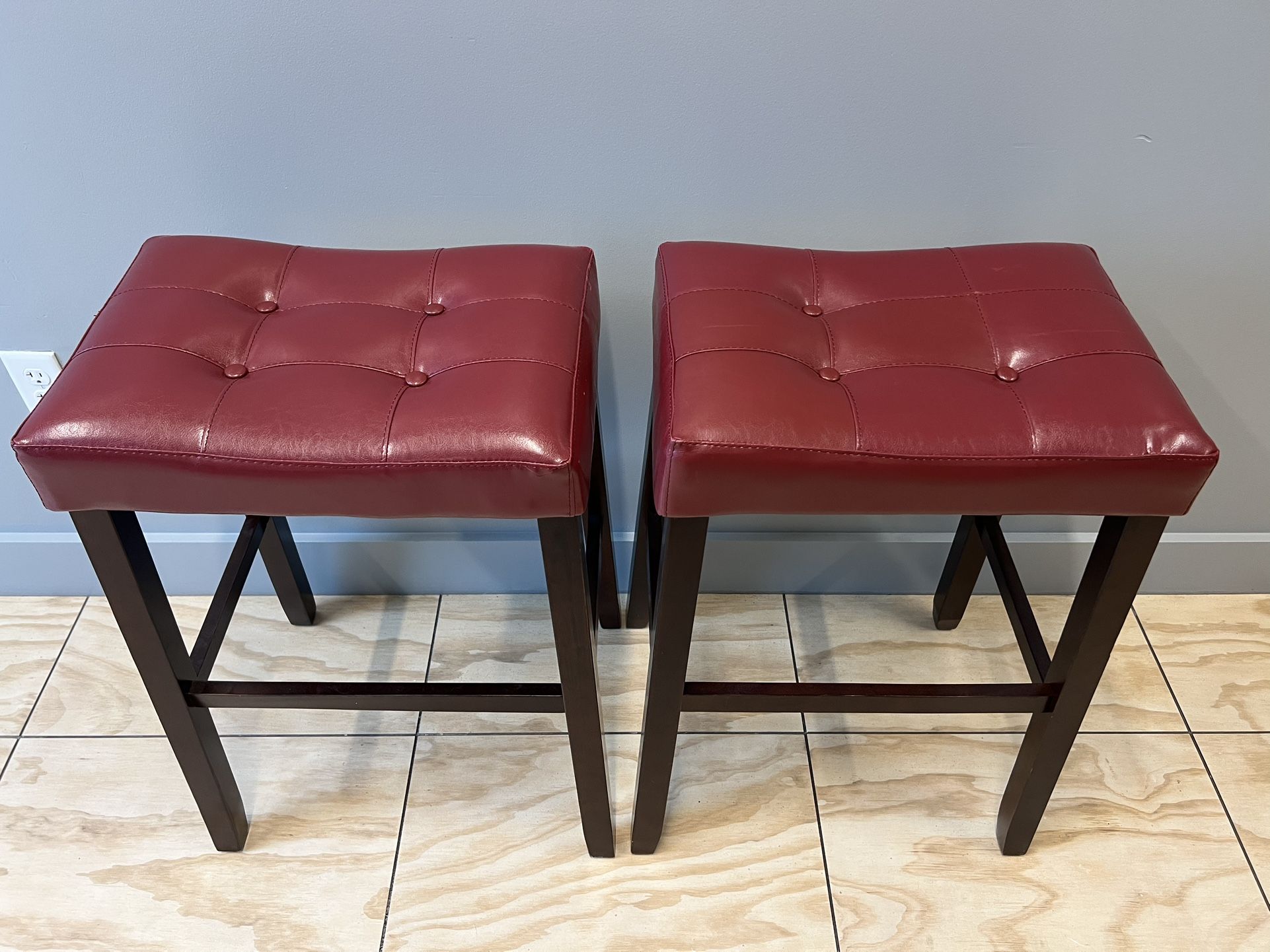 Set of 2 Red Faux Leather Bar Stools