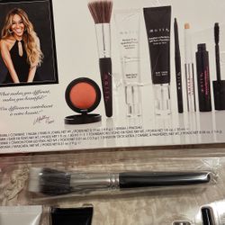 Brand New Beauty Perfected 7 Piece Color Collection 