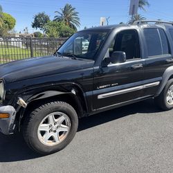 2002 Jeep liberty sport  4x4