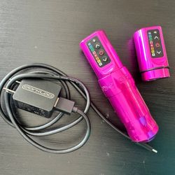 FK Irons Spektra Flux Tattoo Machine with 2 Batteries