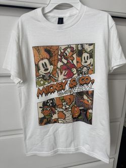 Disney Halloween Tshirt Small