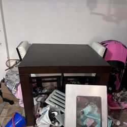 Dining Table With 3 Chairs