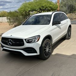 2022 Mercedes-Benz GLC 300