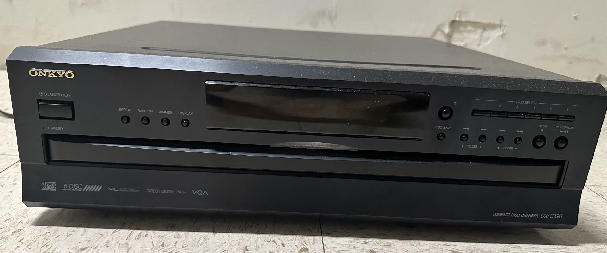 Onto DX-C390 CD Changer