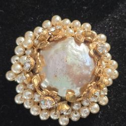 Vintage Miriam Haskell Brooch, 1.5"
