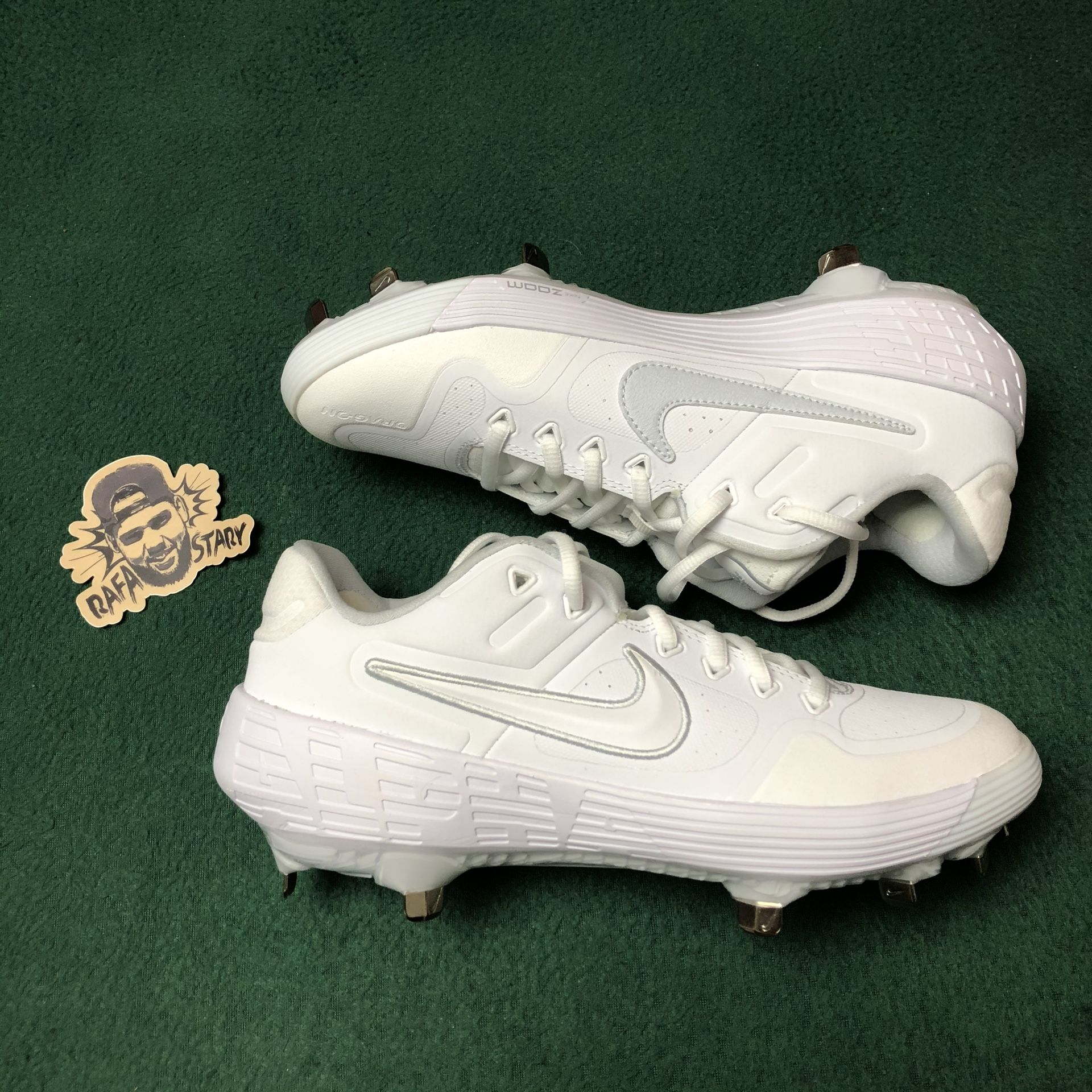 Huarache elite 2 low cleats hot sale