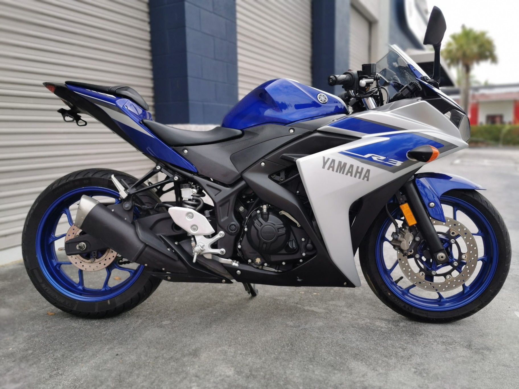 2015 Yamaha R3