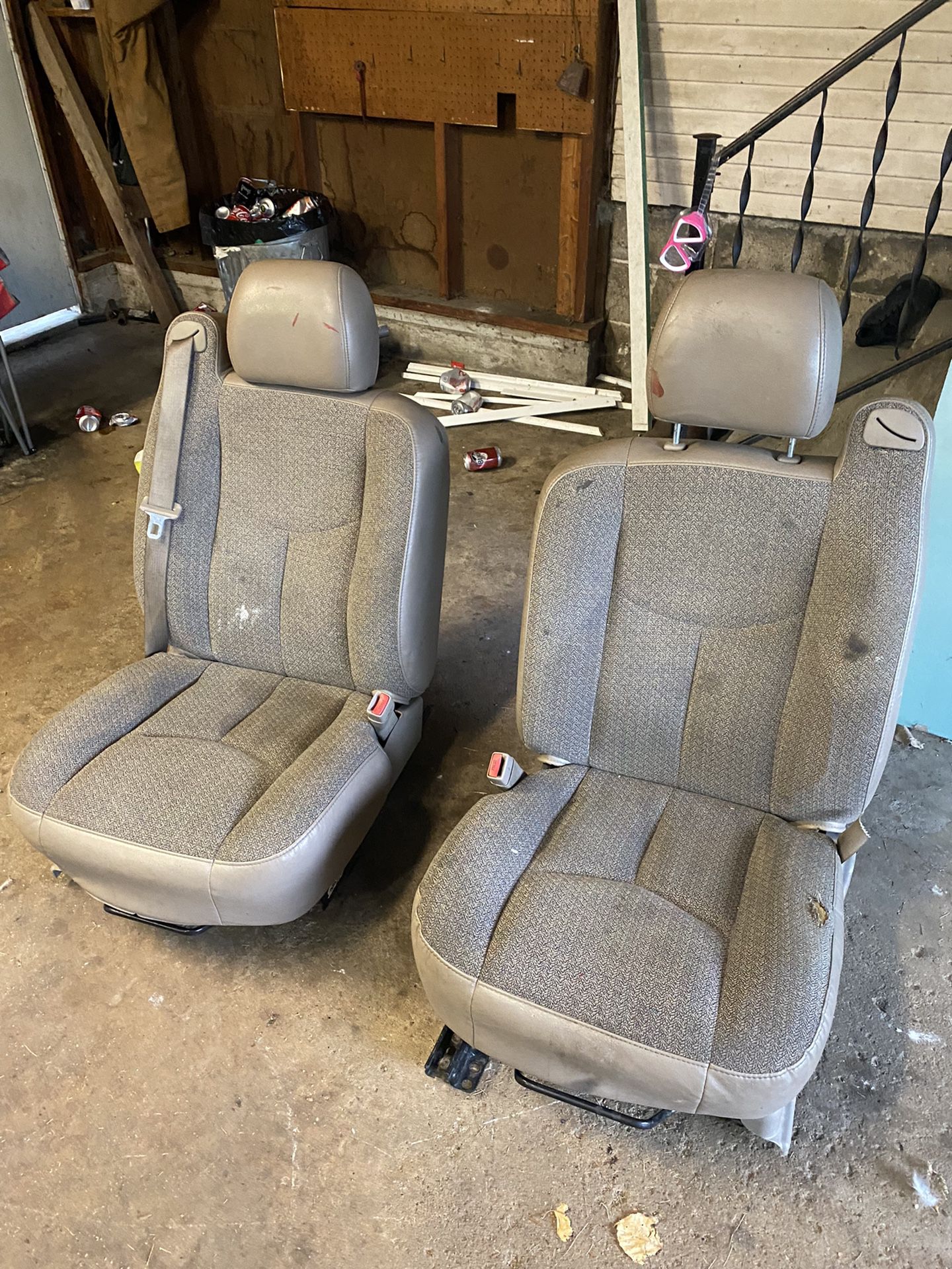 GMC Sierra Seats / Silverado Seats Classic Body Style 