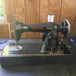 Hoover De-Luxe Sewing Machine Antique
