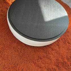 Round Coffee Table 