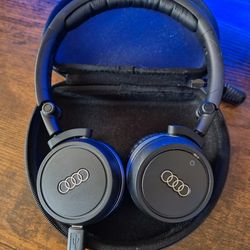 Audi Rear Seat Entertainment Headphones