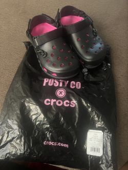 Posty Co x Crocs
