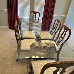  Dining room table with 6 chairs