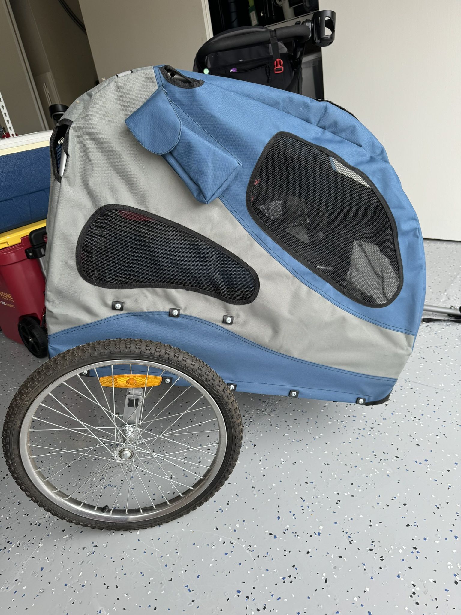 PetSafe Happy Dog Bike Trailer