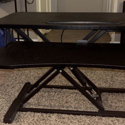 Standing desk converter