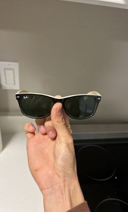 New Wayfarer Ray Bans