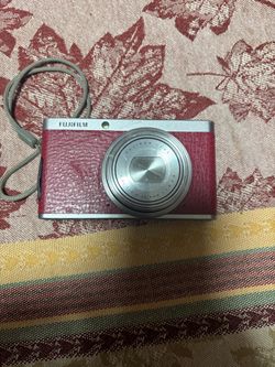 Fujifilm Compact Digital Camera Red XF1