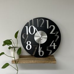 NEW! Wall clock