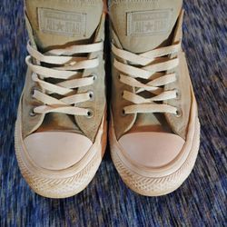 Womens 8 Converse