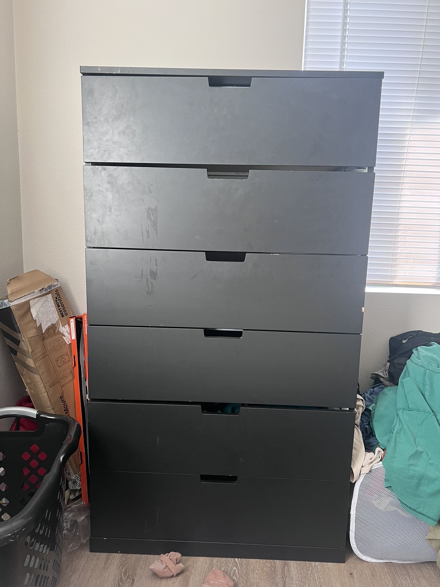 2 Dressers (tall one + long one)