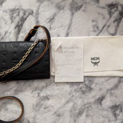 MCM Shoulder Wallet
