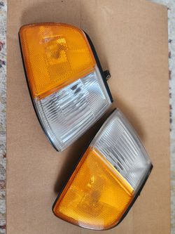 90to91 Honda Civic si oem usdm corner lights