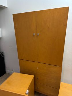 Armoire mid century modern
