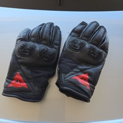 Dainese MIG C2 Gloves Slightly Used