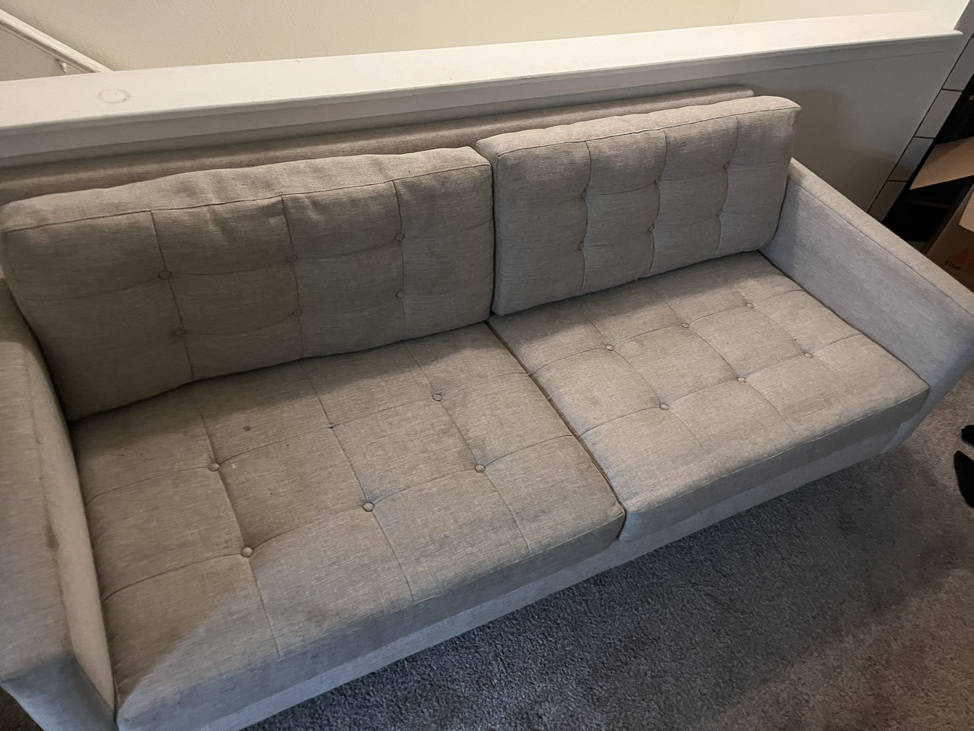 Comfy Couch $FREE