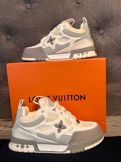 Lv stake gray