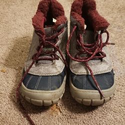 Snow Boots Rain Boots Normal Use Size 11 Sold As Is .