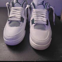 Jordan 4 Retro White/Oxidized Green-White
