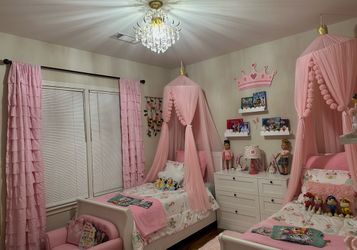 Two twin beautiful sleigh beds