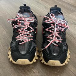 balenciaga x Burberry collab trackrunners 10 men
