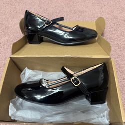 New size 1 kids girls black Maryjane patten leather dress shoes heels