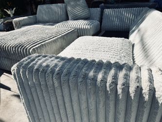 Large Sectional grey/white