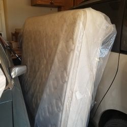 Queen Size Like New Clean Firm Mattress