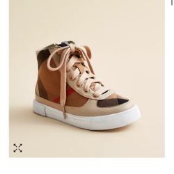 toddler girl boy unisex BURBERRY sneakers  Size 6.5