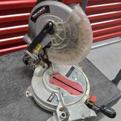 15 Amp Miter Saw With laser guide?
