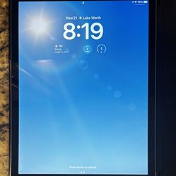 iPad 8th Gen (A2270) – 32GB Silver – Like New! + Charger