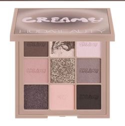 $32 SOLD OUT CREAMY OBSESSIONS EYESHADOW PALETTE Mini palette