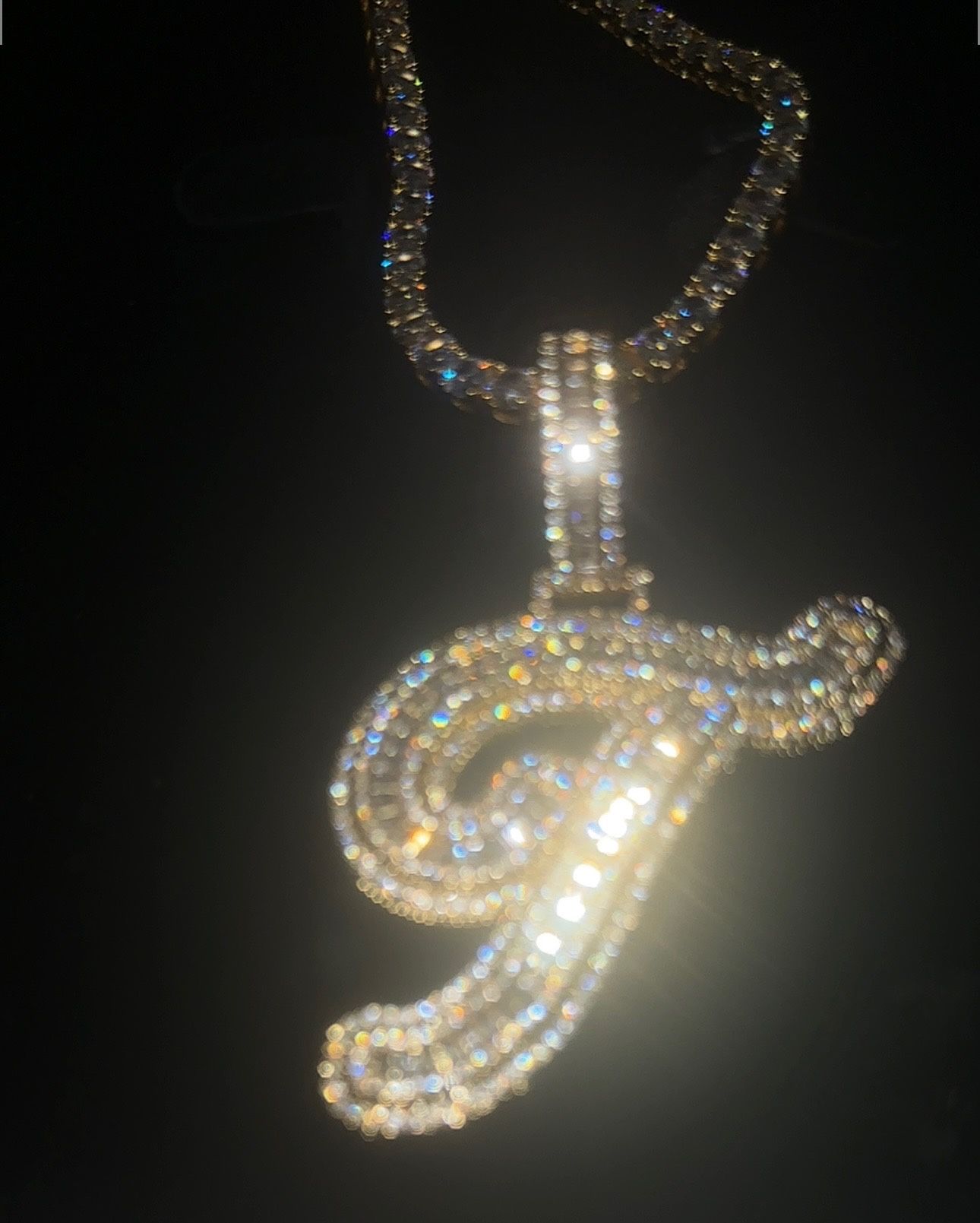18 k Gold Plated T Pendant & 4 mm Tennis Chain 