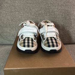 Boys Burberry Shoes