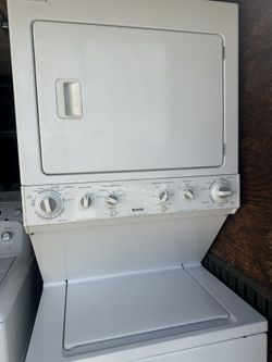 Kemmore. Washer / Dryer. 27 Ench   Gas Dryer. 