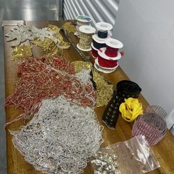 Fabric Trimmings & Appliqués