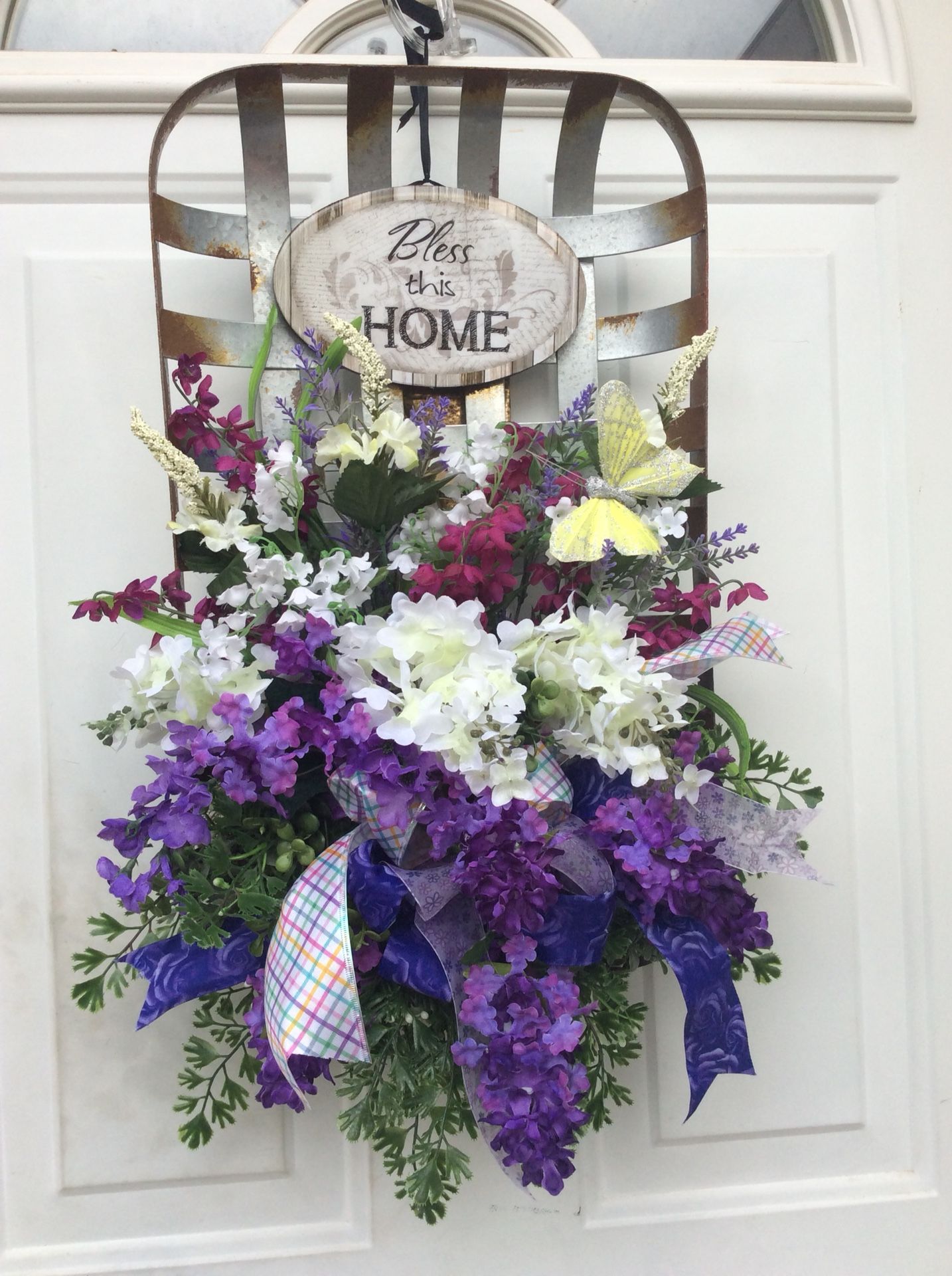 Tobacco Basket Arrangement